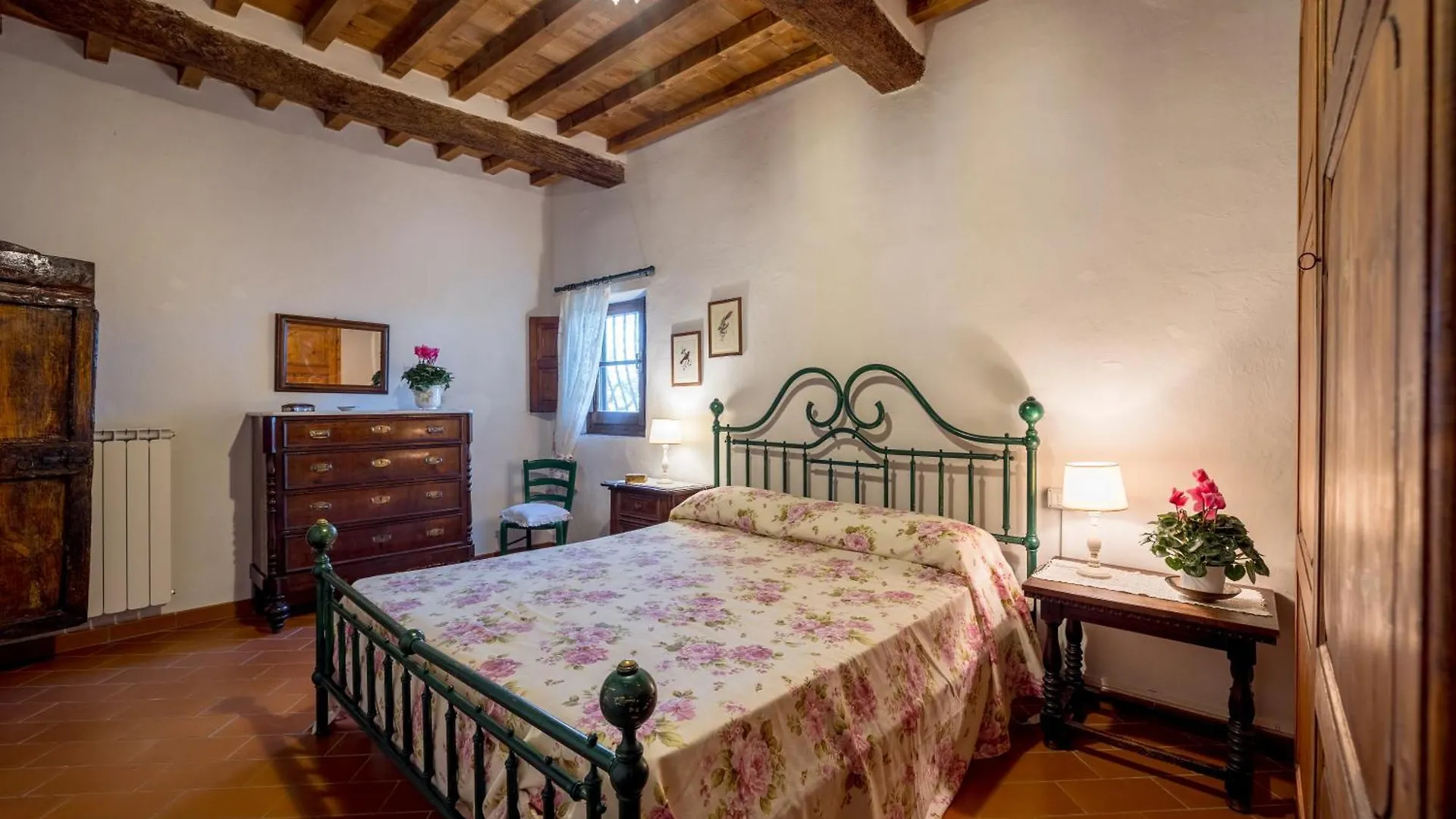 Holiday home Spacious Estate In San Gimignano