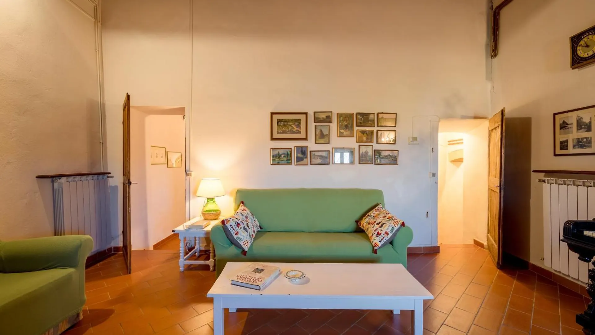 Spacious Estate In San Gimignano Holiday home