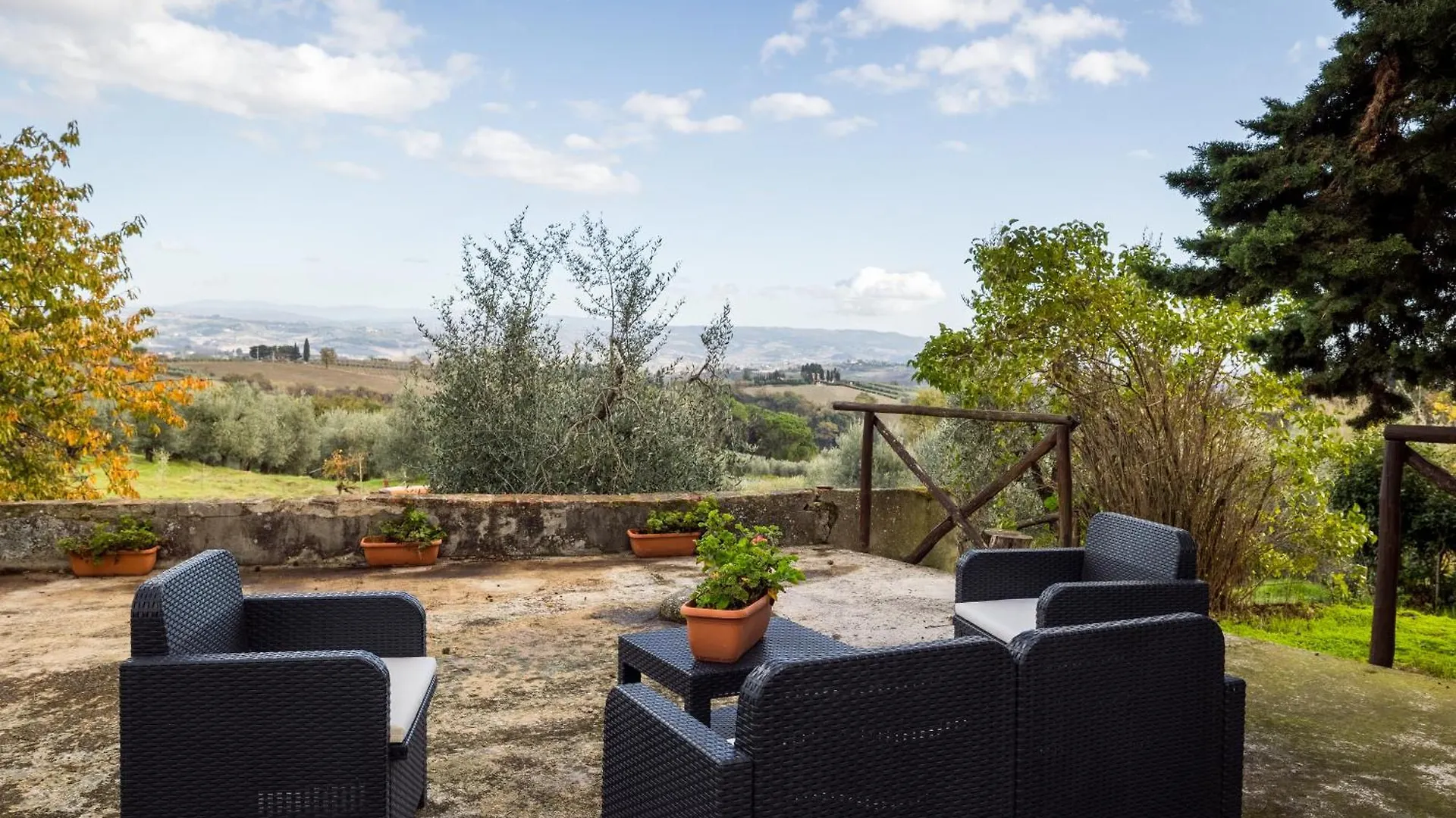 Holiday home Spacious Estate In San Gimignano