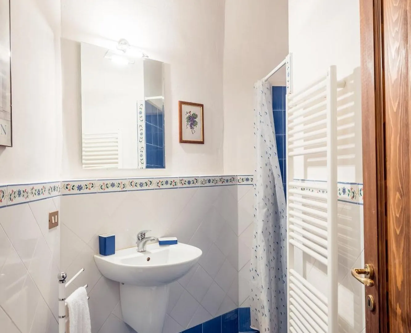 Holiday home Spacious Estate In San Gimignano Italy