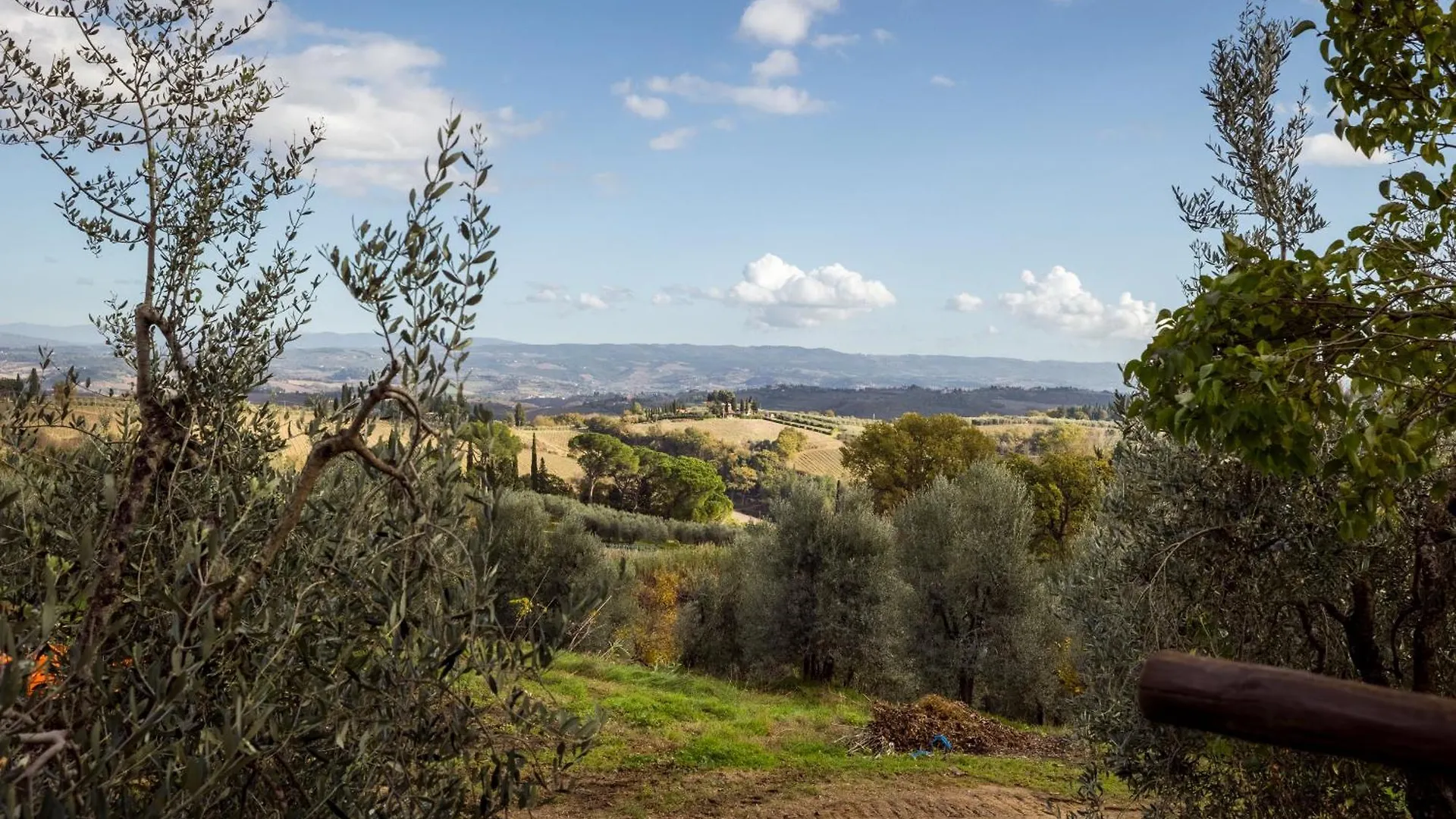 Spacious Estate In San Gimignano 0*,  Italy